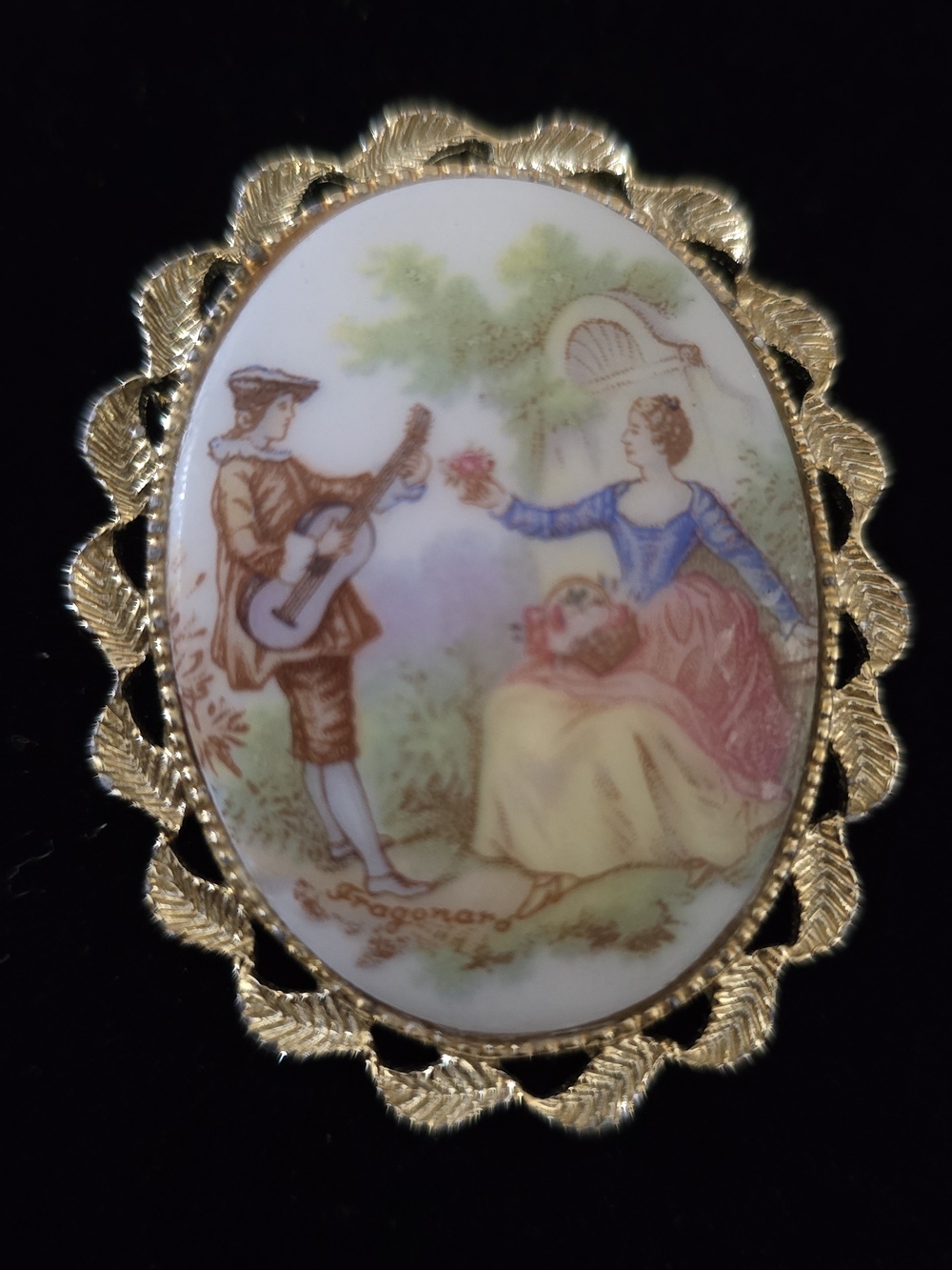 Victorian Courting Scene Porcelain Brooch in Gold Tone Fragonard-style courting